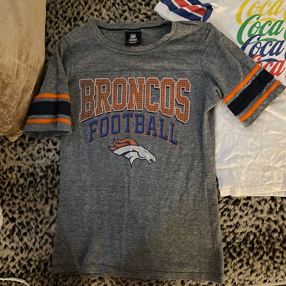 Denver broncos vintage tee